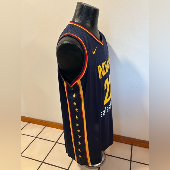 Indiana Fever WNBA Caitlin Clark Basketball Jersey # 22 , Unisex - Picture 14 of 16